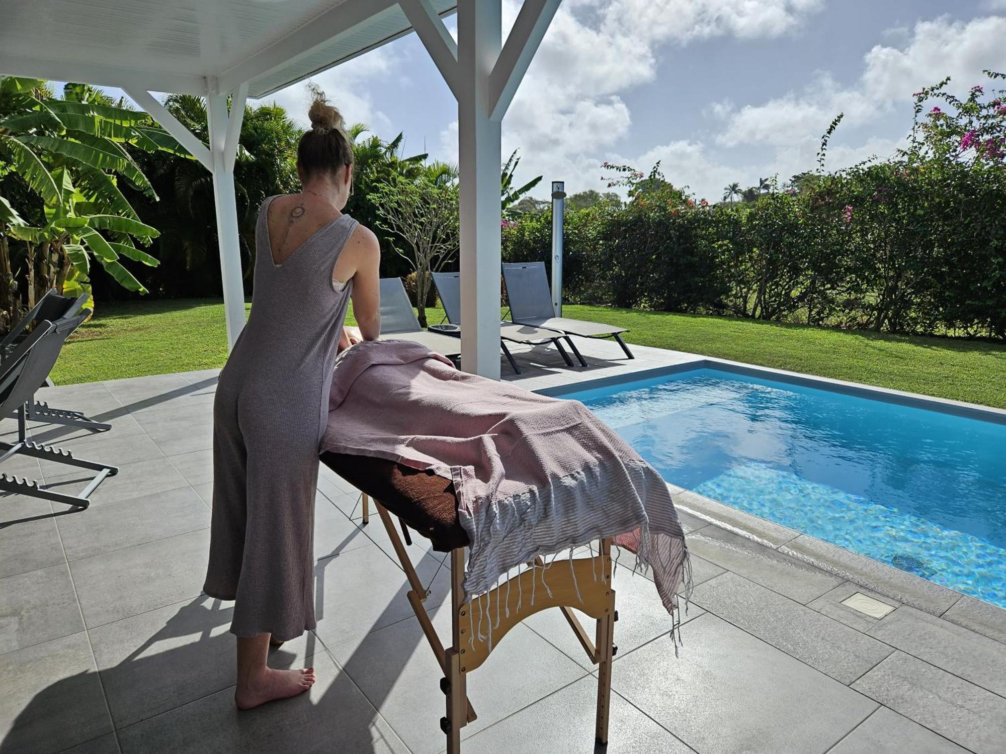 Villa Lagon Paradis - 6 Individuelles Avec Piscine Ou Jacuzzi - Loc Voiture Cabriolet Ou Suv
