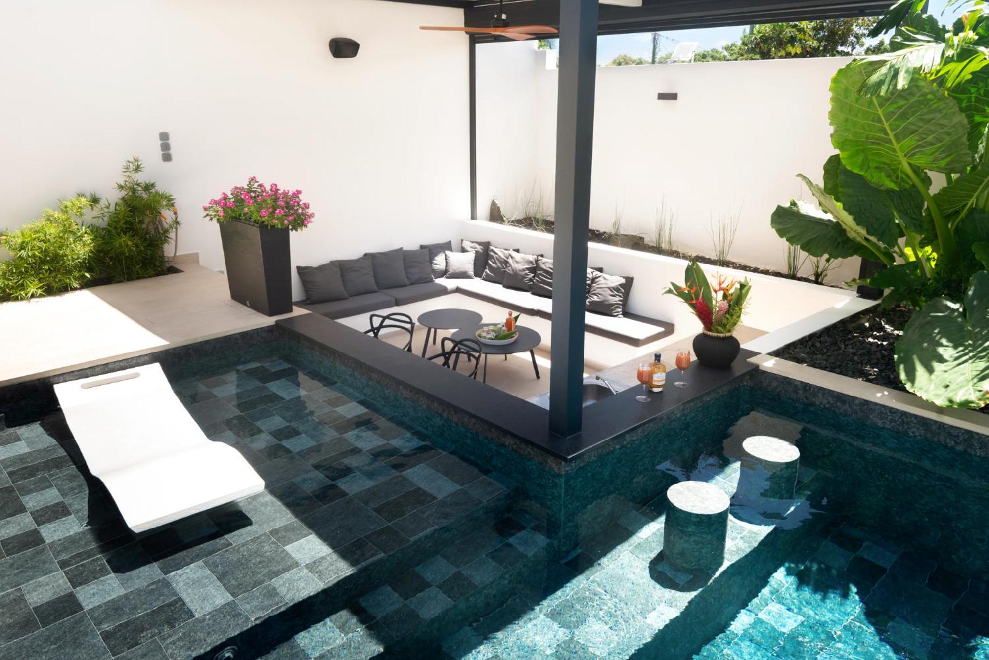 Lagon Paradis - 6 Individuelles Avec Piscine Ou Jacuzzi - Loc Voiture Cabriolet Ou Suv * Le Gosier (Grande-Terre)