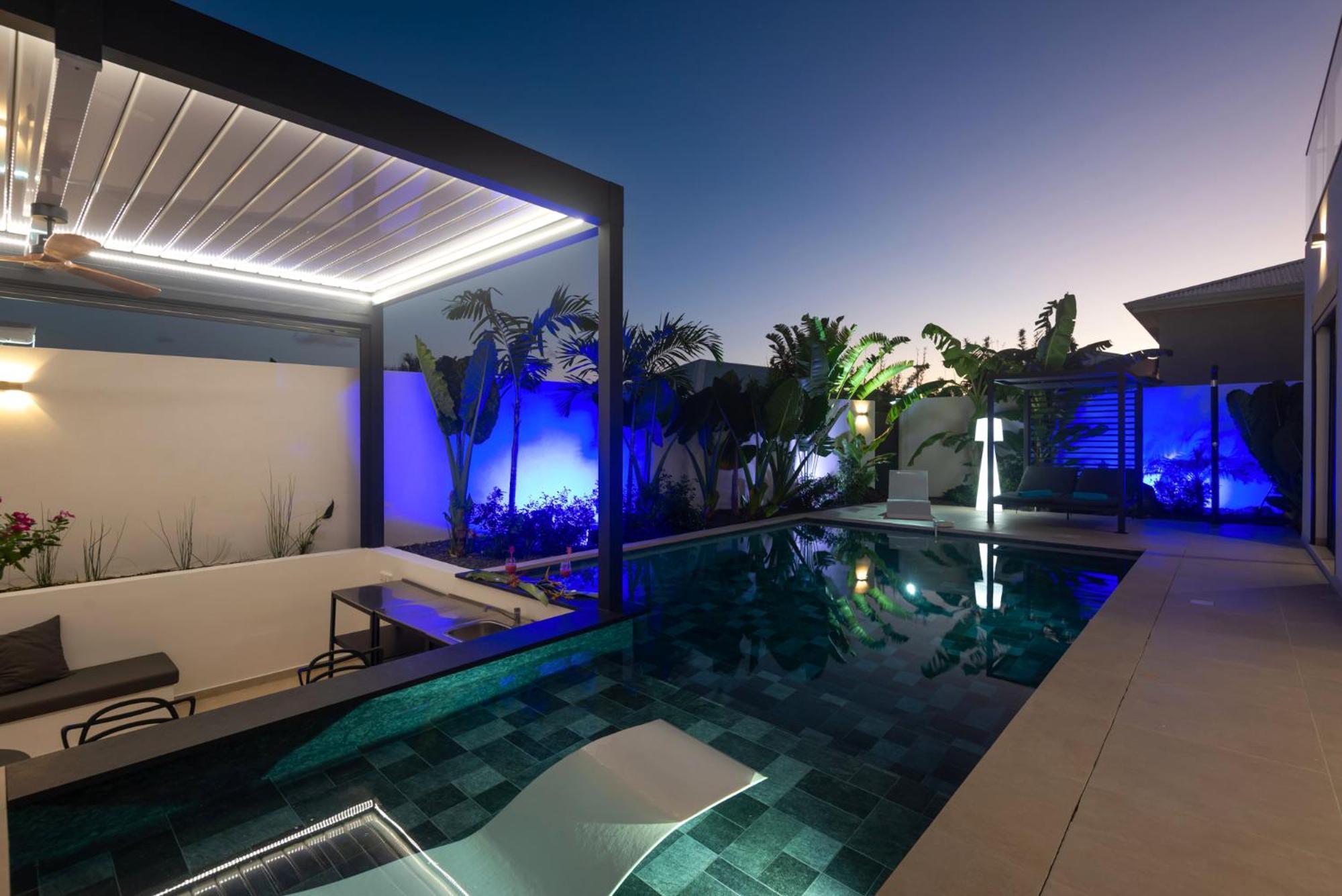 Lagon Paradis - 6 Individuelles Avec Piscine Ou Jacuzzi - Loc Voiture Cabriolet Ou Suv